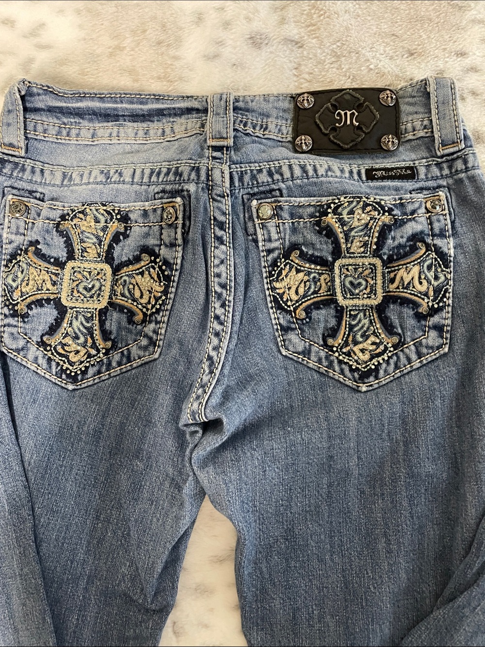 Miss Me embellished medium washed jeans 26